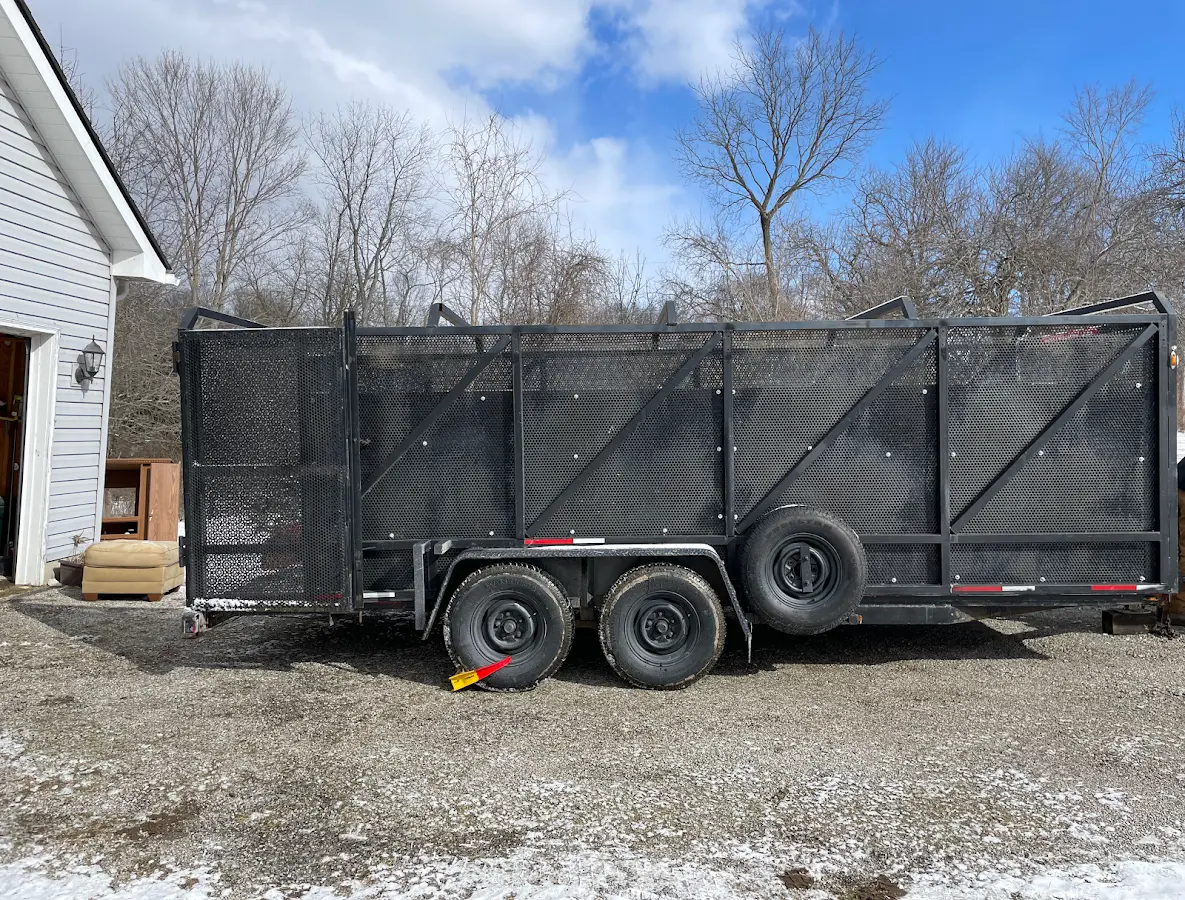 3 Yard Dumpster Rental in Holladay, UT